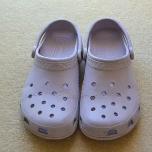 Crocs Classic Clog Kids Girls Purple / Lavender - Size UK 6-7