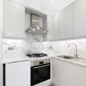1-bedroom flat in Kelso, Scottish Borders - Image 2