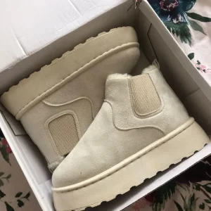 Beautiful Suede colour Ugg boots