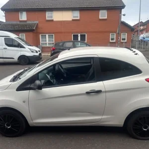 Ford, KA, Hatchback, 2012, Manual, 1242 (cc), 3 doors - Image 4