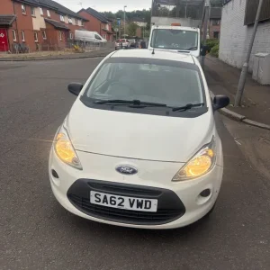 Ford, KA, Hatchback, 2012, Manual, 1242 (cc), 3 doors