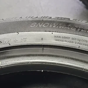 245 45 18 2 x tyres Goodride SW608 SnowMaster - Image 7