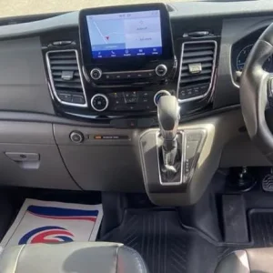 2022 Ford Transit Custom 2.0 320 EcoBlue Limited Panel Van 5dr Diesel Auto L1 H1 Euro 6 (s/s) (18... - Image 5