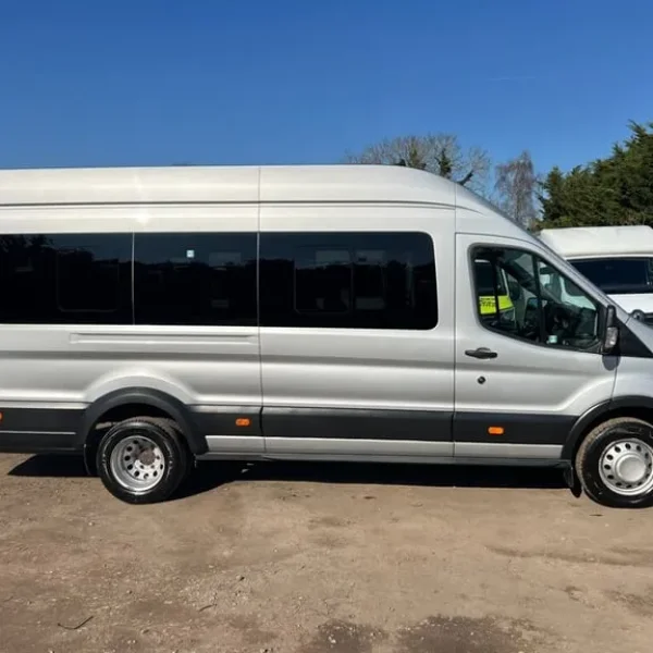 2019 Ford Transit 460 TREND ECOBLUE 17STR BUS Minibus Diesel Manual