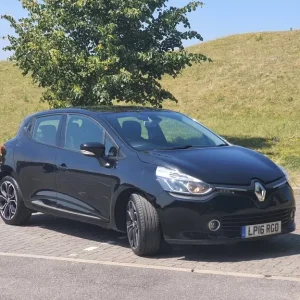 2016 Renault Clio 1.5 dCi 90 Dynamique Nav 5dr Auto HATCHBACK Diesel Automatic - Image 3
