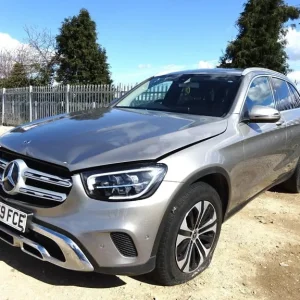 2019 69 REG MERCEDES-BENZ GLC 220 D 4MATIC SPORT AUTO DAMAGED SALVAGE - Image 4