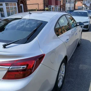 Vauxhall, INSIGNIA, Hatchback, 2015, Manual, 1598 (cc), 5 doors - Image 5