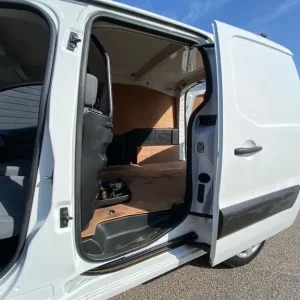 2013 Peugeot Partner 625 1.6 HDi 75 Professional Van PANEL VAN Diesel Manual - Image 8