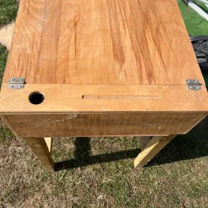 Wooden desk - Image 3