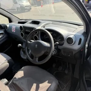 2013 Peugeot Partner Tepee 1.6 HDi Tepee S 5dr MPV Diesel Manual - Image 5