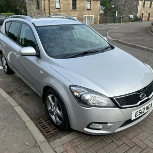 2012 Kia Ceed 1.6 CRDi 3 Sports Wagon 5dr Diesel Manual Euro 5 (113 bhp) Estate Diesel Manual - Image 4