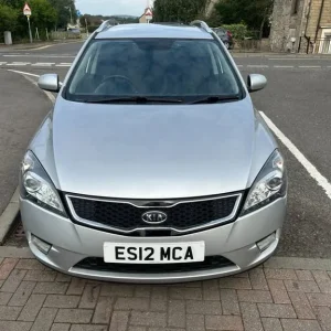 2012 Kia Ceed 1.6 CRDi 3 Sports Wagon 5dr Diesel Manual Euro 5 (113 bhp) Estate Diesel Manual - Image 5