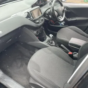Peugeot, 208, Hatchback, 2018, Manual, 1199 (cc), 5 doors - Image 7