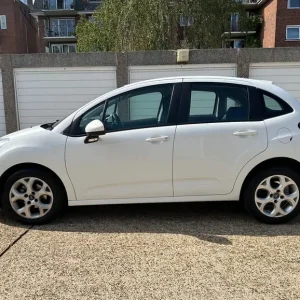 Citroen C3 2016 FSH - Image 4