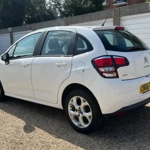 Citroen C3 2016 FSH - Image 5