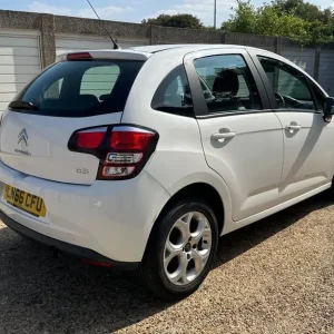 Citroen C3 2016 FSH - Image 7