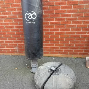 Free standing boxing bag