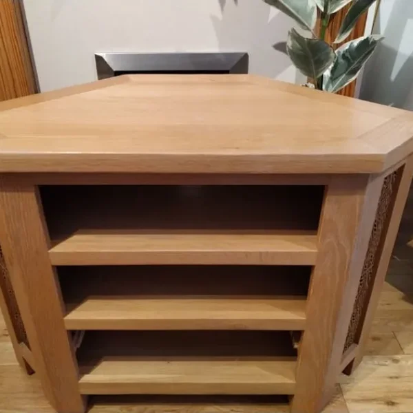 Oak TV unit