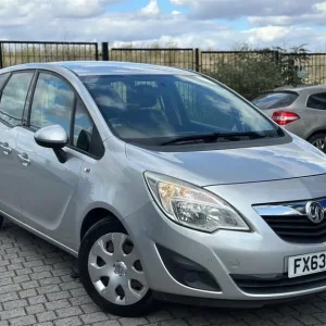 2013 Vauxhall Meriva 1.4T 16V Exclusiv Auto Euro 5 5dr MPV Petrol Automatic - Image 2