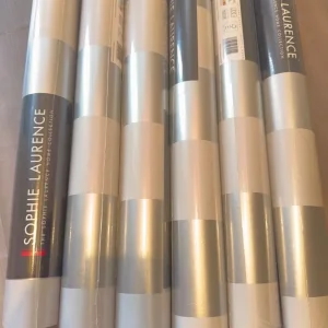 6 x Grey/silver stripey wallpaper - Image 2