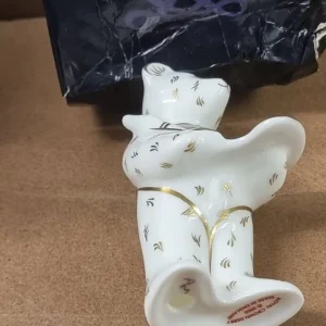 Retired Royal Crown Derby Claude Artist Bear Paperweight - Image 6