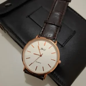 Vintage Style Watch – Timeless Simplicity unisex watch - Image 2