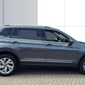 2022 Volkswagen Tiguan Allspace 1.5 TSI Life 5dr DSG Petrol Estate Estate Petrol Automatic - Image 4