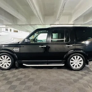 2012 Land Rover Discovery 3.0 SDV6 255 HSE 5dr Auto Estate Diesel - Image 2
