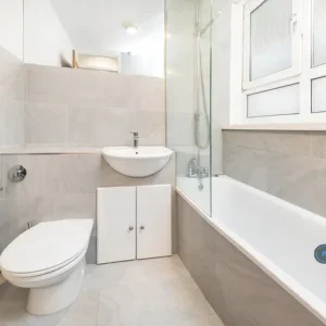 1 bedroom flat in Gay Street, London, SW15 (1 bed) (#2585027) - Image 3