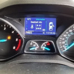 2015 Ford Kuga 2.0 TDCi Titanium Powershift AWD Euro 6 (s/s) 5dr HATCHBACK Diese - Image 8