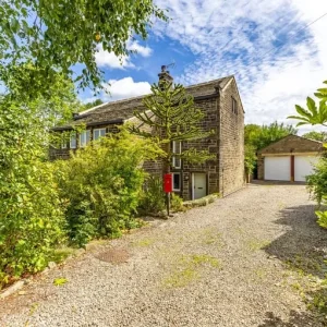 A charming grade II listed late 18th century 4 bedroom detached family home