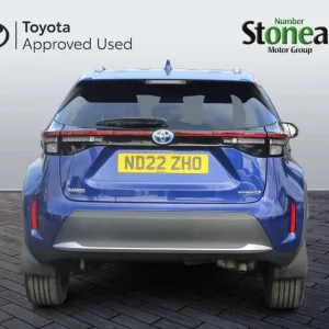 2022 Toyota Yaris Cross 1.5 VVT-h Design SUV 5dr Petrol Hybrid E-CVT Euro 6 (s/s) (116 ps) HATCHB... - Image 6