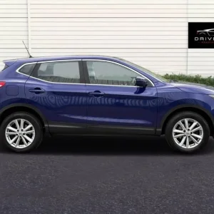2014 Nissan Qashqai 1.5 dCi Acenta [Smart Vision Pack] 5dr HATCHBACK DIESEL Manual - Image 7