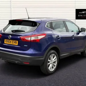 2014 Nissan Qashqai 1.5 dCi Acenta [Smart Vision Pack] 5dr HATCHBACK DIESEL Manual - Image 8