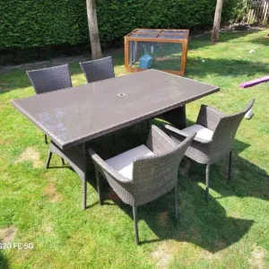 Rattan garden table with four chairs, delivery available - Image 3
