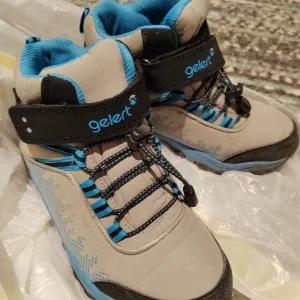 Walking boots - Image 2