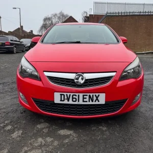 Vauxhall, ASTRA, Hatchback, 2011, Manual, 1956 (cc), 5 doors