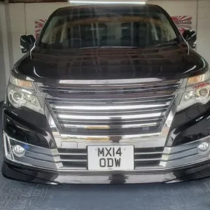 Nissan egrand e52 rider 2.5 auto in black japanese import only 57k miles 2014 - Image 3