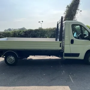 July 2019 Peugeot Boxer 2.0 BlueHDi 335 Built For Business Plus (160) Dropside - Image 2