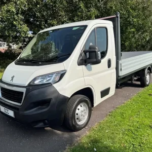 July 2019 Peugeot Boxer 2.0 BlueHDi 335 Built For Business Plus (160) Dropside - Image 5