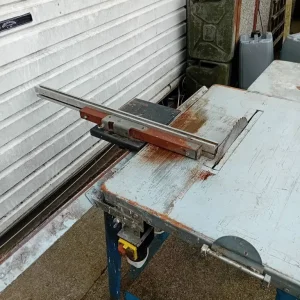 Circular Bench Saw 240 volt - Image 3