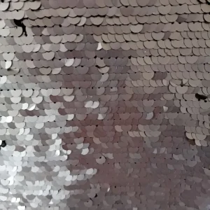 Girls party dress age 6-7 - Image 3