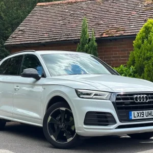 2019 Audi Q5 2.0 TDI 40 Black Edition S Tronic quattro Euro 6 (s/s) 5dr SUV Diesel Automatic