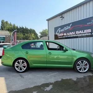 2012 Skoda Octavia 2.0 TDI vRS Hatchback 5dr Diesel DSG Euro 5 (170 ps) Hatchback Diesel Automatic - Image 2