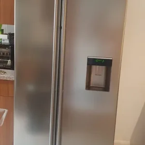 Large Samsung Fridge Freezer - Image 2