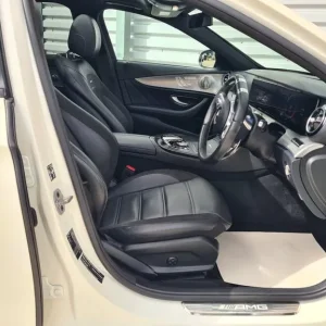 2018 Mercedes-Benz E-Class E63 4Matic+ 4dr 9G-Tronic SALOON Petrol Automatic - Image 8