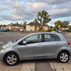 2010 Toyota Yaris 1.3 Petrol – ULEZ Compliant, Low Miles, Great Tax - Image 3