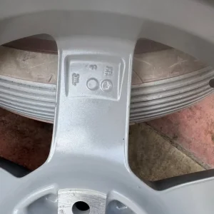 Volkswagen alloy wheel (ONLY 1 wheel) Brand spanking new With brand new tyre - Image 6