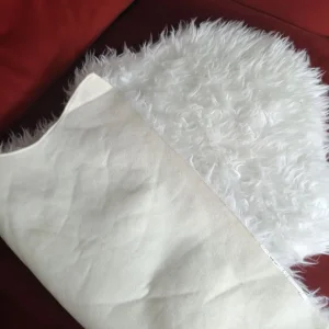 Faux Fur White Rug - Image 3