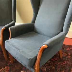 A Pair of Classic Mid Century Parker Knoll Froxfield Chairs - Image 3